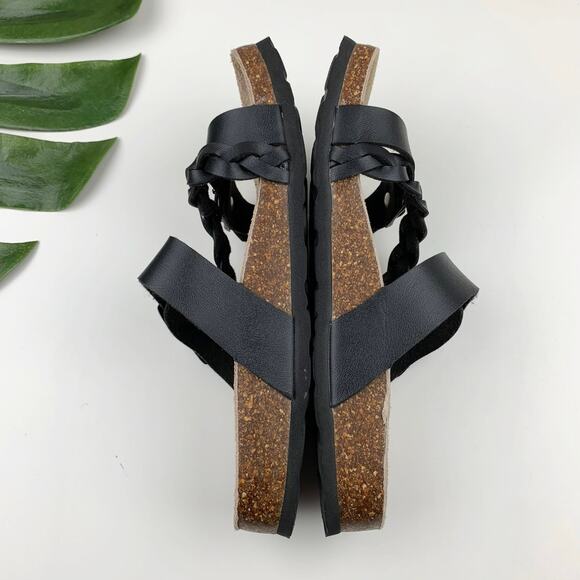 Kidmi Sandals Slip On Strappy Black Faux Leather Comfort Shoes Women's 37 US 7 - Picture 6 of 7